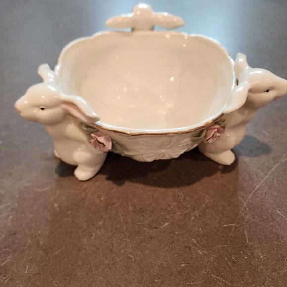 Other - Easter Bunny With Pink Roses Gold Edged Bowl Candy Dish Flower Pot Decor